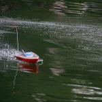 Sam's remote control speedboat at Lake Burton, August 30, 2015