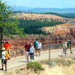 Sam and Julia on walkway from Bryce Point in Bryce Canyon NP